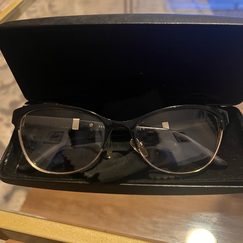 Elegant Black and Gold Women's Glasses